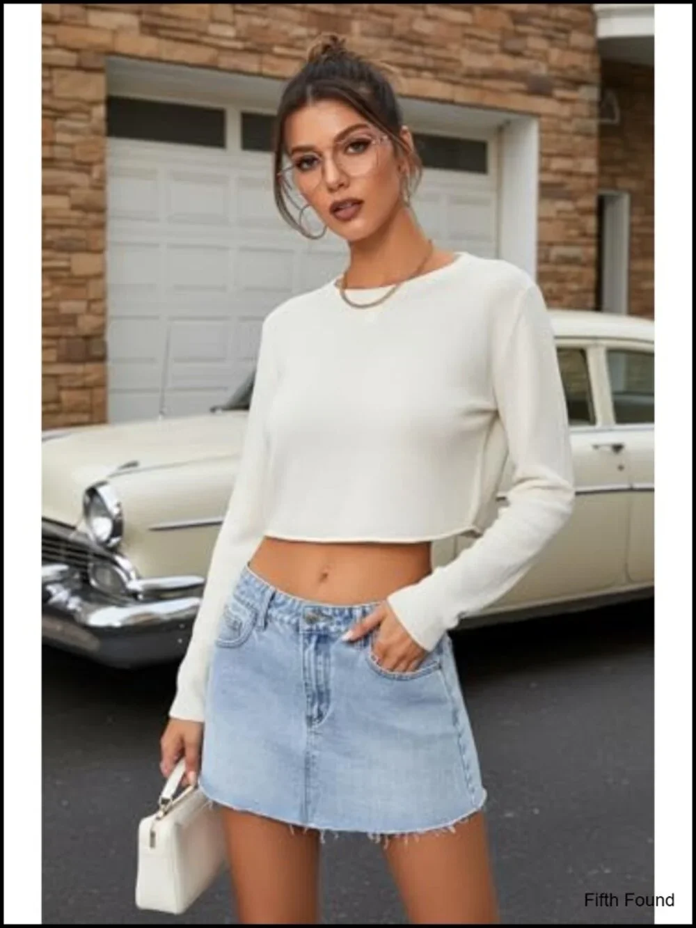 Mid Rise Mini Denim Skirt Raw Hem 2 Side Pockets High Stretch